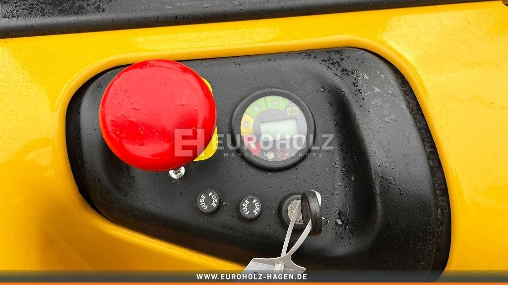 Electric forklift Yale Gabelstapler MS16 4328, elektro, Triplex, 4300 mm: picture 7 Electric forklift Yale Gabelstapler MS16 4328, elektro, Triplex, 4300 mm: picture 7