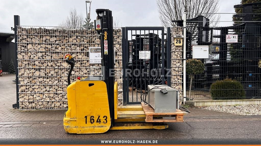 Electric forklift Yale Gabelstapler MS16 4328, elektro, Triplex, 4300 mm: picture 14 Electric forklift Yale Gabelstapler MS16 4328, elektro, Triplex, 4300 mm: picture 14