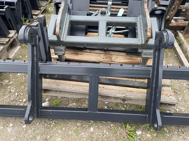 Big Volvo BM Palettengabel 180 cm breit mit 4 t Tragkraft - Forks for Material handling equipment: picture 2 Big Volvo BM Palettengabel 180 cm breit mit 4 t Tragkraft - Forks for Material handling equipment: picture 2