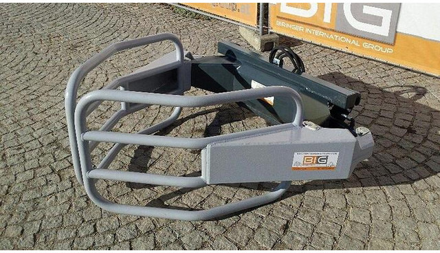 Rundballengreifer 180 cm mit Merlo Aufnahme - Grapple for Agricultural machinery: picture 1 Rundballengreifer 180 cm mit Merlo Aufnahme - Grapple for Agricultural machinery: picture 1