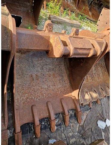 Tieflöffel 115 cm Arbeitsbreite mit Volvo Aufnahme - Bucket: picture 1 Tieflöffel 115 cm Arbeitsbreite mit Volvo Aufnahme - Bucket: picture 1