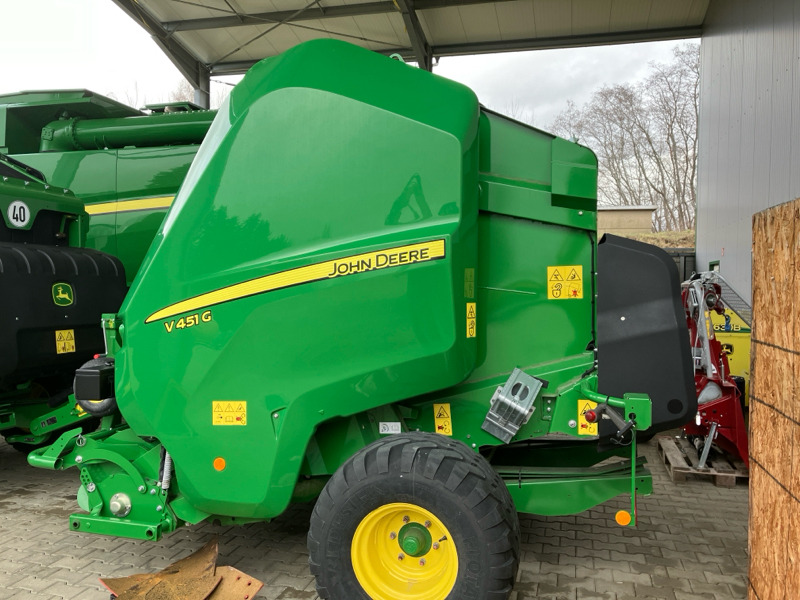 John Deere V451G - Bale wrapper: picture 5 John Deere V451G - Bale wrapper: picture 5