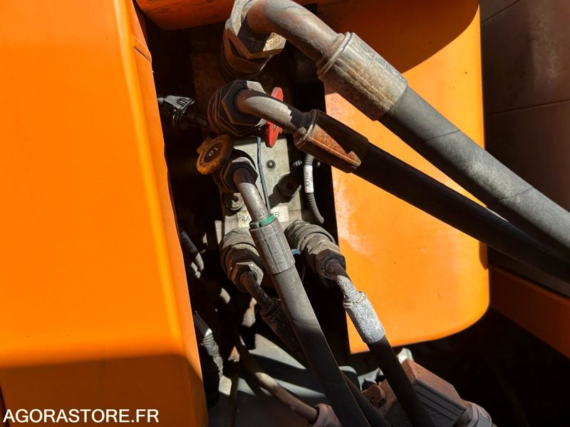 Farm tractor AEBI - VT 450 - 2013: picture 6