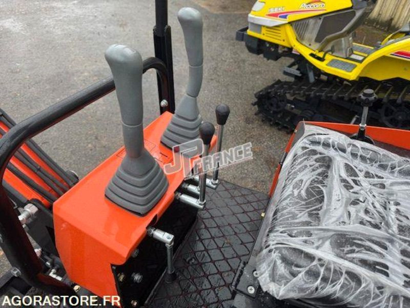 MINI PELLE A CHENILLES, MONO CYLINDRES, DIESEL, CAPACITÉ DU GODET 0.025M3, CAPAC - Agricultural machinery: picture 5 MINI PELLE A CHENILLES, MONO CYLINDRES, DIESEL, CAPACITÉ DU GODET 0.025M3, CAPAC - Agricultural machinery: picture 5