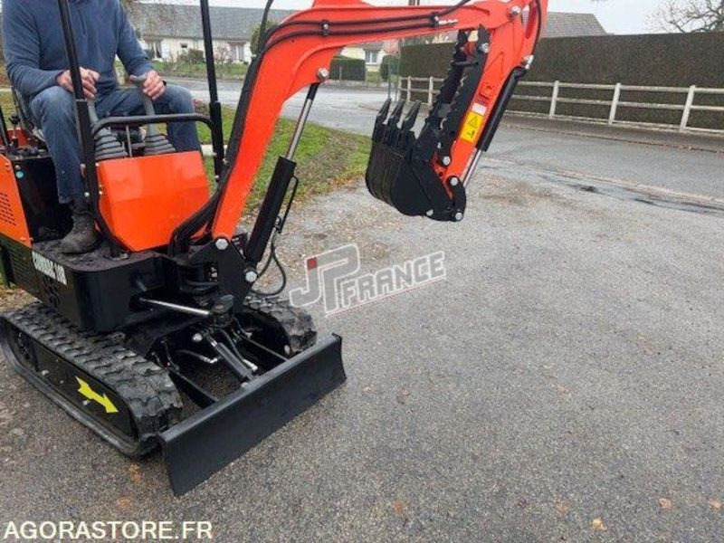MINI PELLE A CHENILLES, MONO CYLINDRES, DIESEL, CAPACITÉ DU GODET 0.025M3, CAPAC - Agricultural machinery: picture 3 MINI PELLE A CHENILLES, MONO CYLINDRES, DIESEL, CAPACITÉ DU GODET 0.025M3, CAPAC - Agricultural machinery: picture 3