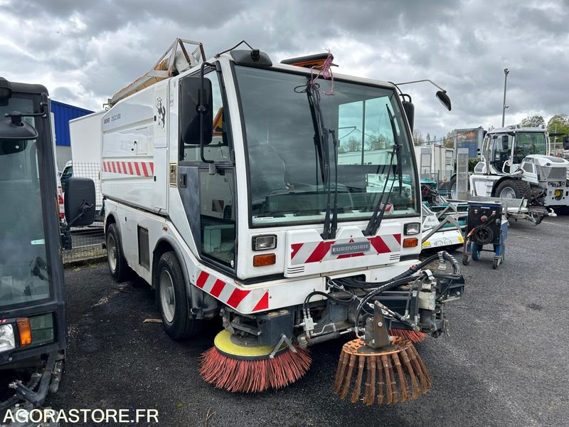 BALAYEUSE DE VOIRIE - BUCHER CITYCAT 5000 - 2007 - Road sweeper: picture 1 BALAYEUSE DE VOIRIE - BUCHER CITYCAT 5000 - 2007 - Road sweeper: picture 1