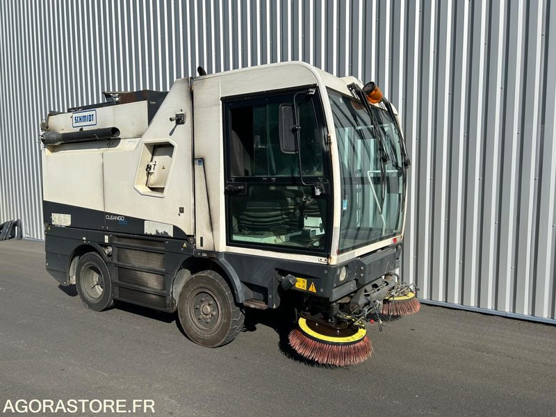 BALAYEUSE DE VOIRIE - SCHMIDT CLEANGO 500 - 2011 - 10 000 HEURES - Road sweeper: picture 2 BALAYEUSE DE VOIRIE - SCHMIDT CLEANGO 500 - 2011 - 10 000 HEURES - Road sweeper: picture 2