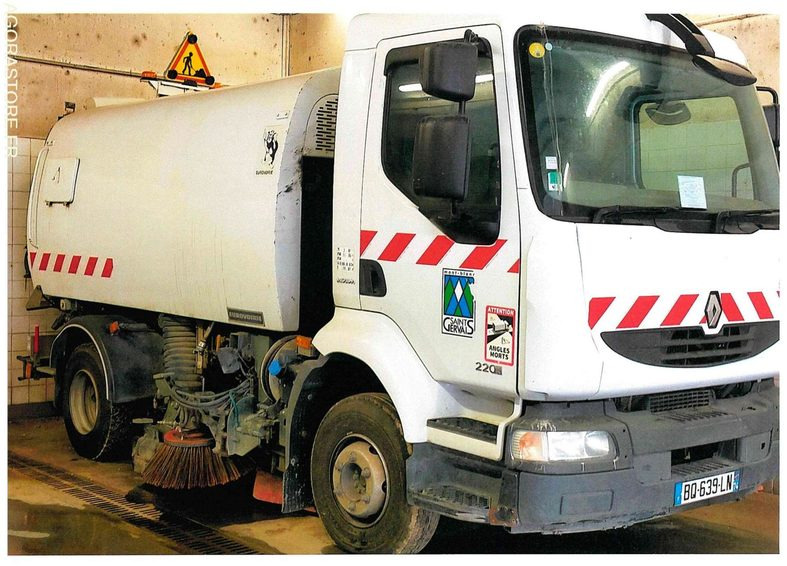 BALAYEUSE de Voiries- RENAULT MIDLUM 220 DXI avec aspiratrice EUROVOIRIE - Road sweeper: picture 2 BALAYEUSE de Voiries- RENAULT MIDLUM 220 DXI avec aspiratrice EUROVOIRIE - Road sweeper: picture 2