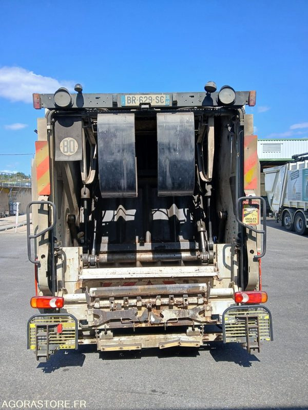 BOM 26 T RENAULT PREMIUM 365583 kms 2011 - Garbage truck: picture 3 BOM 26 T RENAULT PREMIUM 365583 kms 2011 - Garbage truck: picture 3