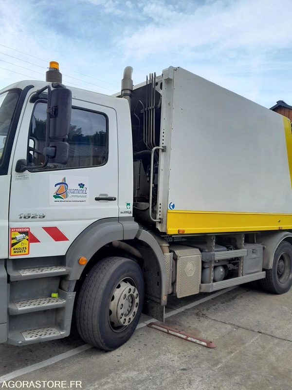 BOM MERCEDES AXOR 267385 kms 2009 - Garbage truck: picture 4 BOM MERCEDES AXOR 267385 kms 2009 - Garbage truck: picture 4