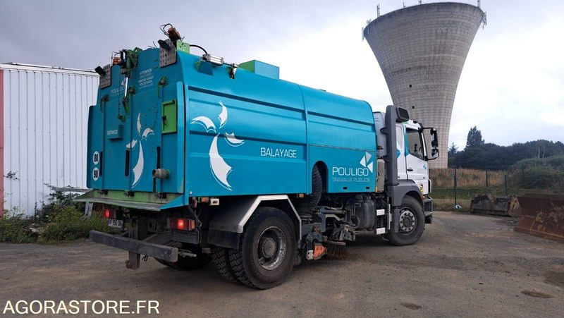 Balayeuse chantier - Road sweeper: picture 2 Balayeuse chantier - Road sweeper: picture 2