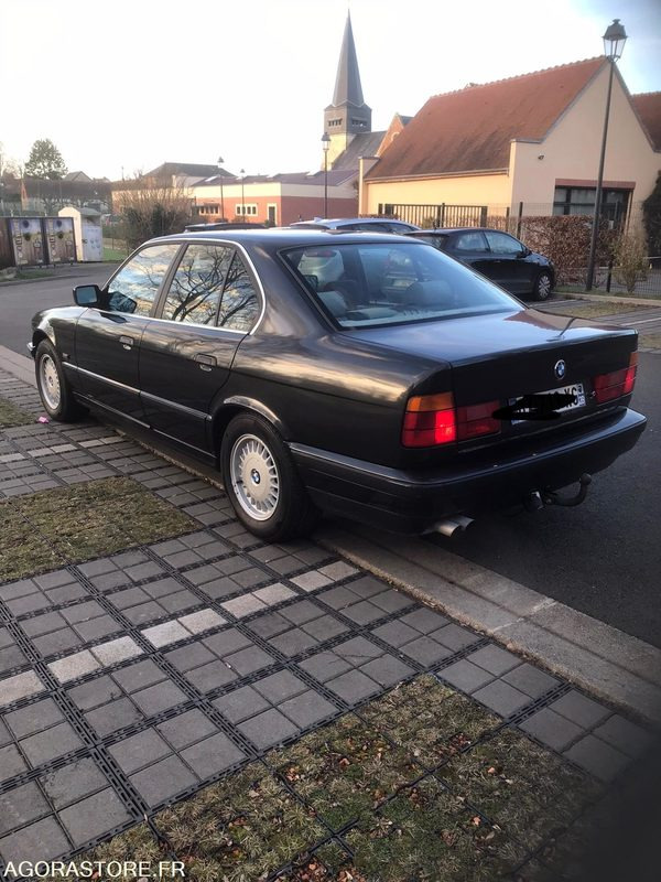 Bmw 530i e34 (6 cylindres) - 1990 - 168 285km - Car: picture 4 Bmw 530i e34 (6 cylindres) - 1990 - 168 285km - Car: picture 4