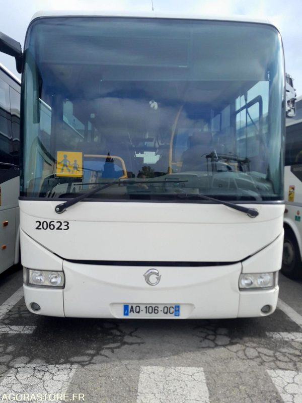 CAR IRISBUS CROSSWAY 20623 MEC 2010/537000KM AQ-106-QC - School bus: picture 2 CAR IRISBUS CROSSWAY 20623 MEC 2010/537000KM AQ-106-QC - School bus: picture 2