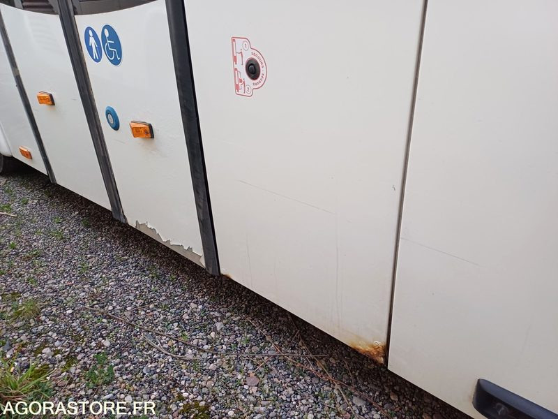 CAR IVECO ARWAY - N°16815 - MEC 2010 522000KM AT107SK - School bus: picture 4 CAR IVECO ARWAY - N°16815 - MEC 2010 522000KM AT107SK - School bus: picture 4