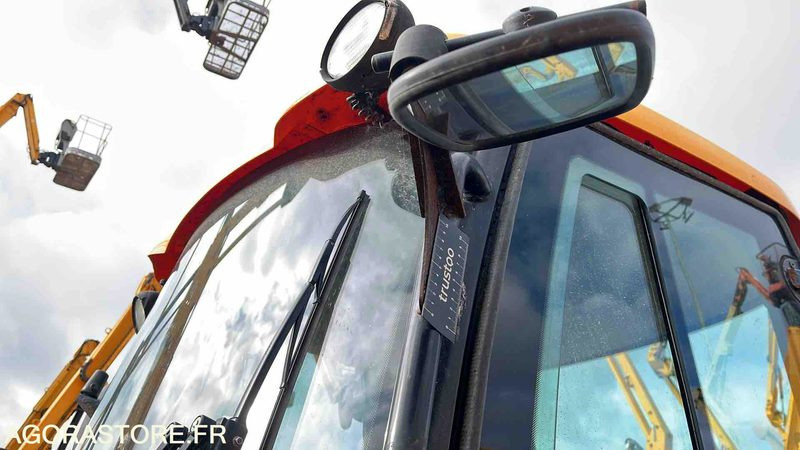 CHARGEUR JCB 406T4 - 2018 / 2053H (KUB850010568) - Loader: picture 5 CHARGEUR JCB 406T4 - 2018 / 2053H (KUB850010568) - Loader: picture 5