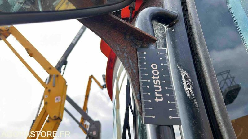 CHARGEUR JCB 406T4 - 2018 / 2053H (KUB850010568) - Loader: picture 3 CHARGEUR JCB 406T4 - 2018 / 2053H (KUB850010568) - Loader: picture 3