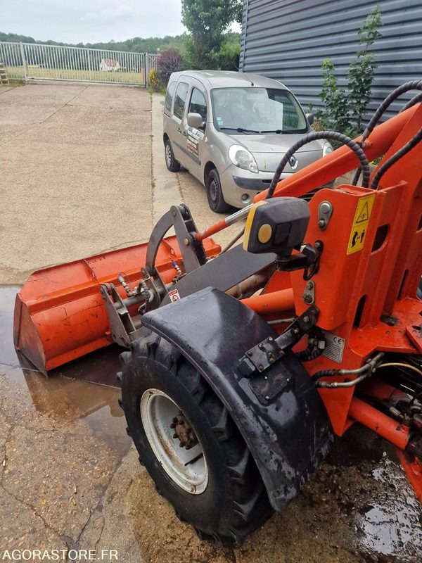 CHARGEUSE SUR PNEUS EVERUN ER08 EASY DIESEL 24CV - 2017 - 580 heures - Loader: picture 4 CHARGEUSE SUR PNEUS EVERUN ER08 EASY DIESEL 24CV - 2017 - 580 heures - Loader: picture 4