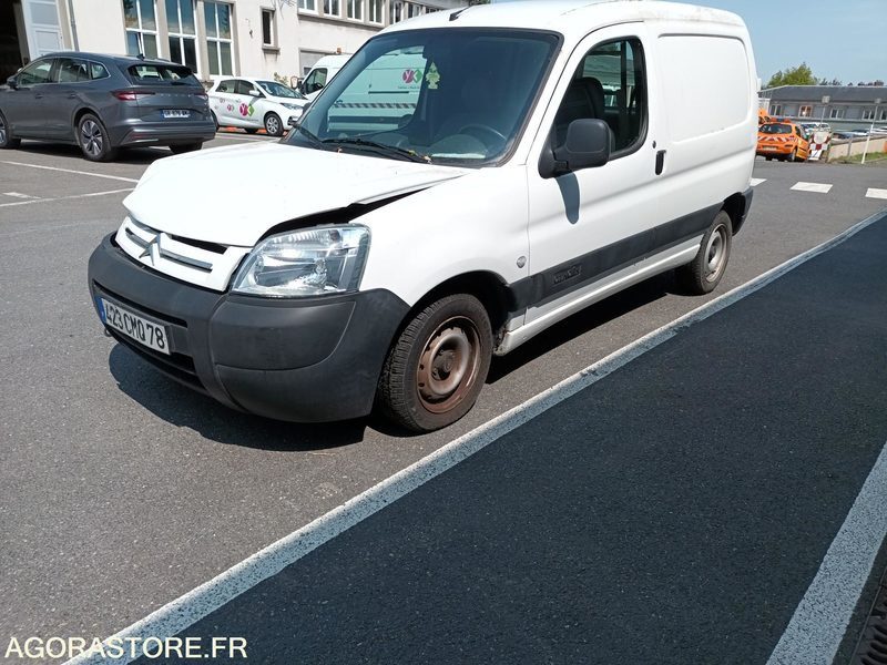 CITROEN Berlingo - 423 CMQ 78 - Small van: picture 2 CITROEN Berlingo - 423 CMQ 78 - Small van: picture 2
