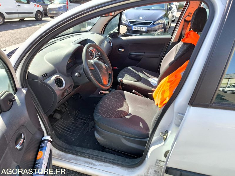 CITROEN C3 166786 kms 2006 - Car: picture 4 CITROEN C3 166786 kms 2006 - Car: picture 4