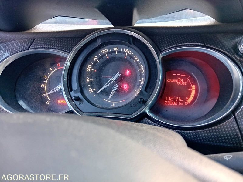 CITROEN DS3 - Car: picture 5 CITROEN DS3 - Car: picture 5