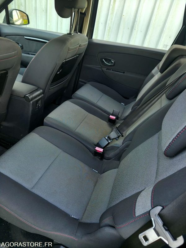 CZ-908-ES // RENAULT MEGANE SCENIC // 252 484 KMS - Car: picture 4 CZ-908-ES // RENAULT MEGANE SCENIC // 252 484 KMS - Car: picture 4
