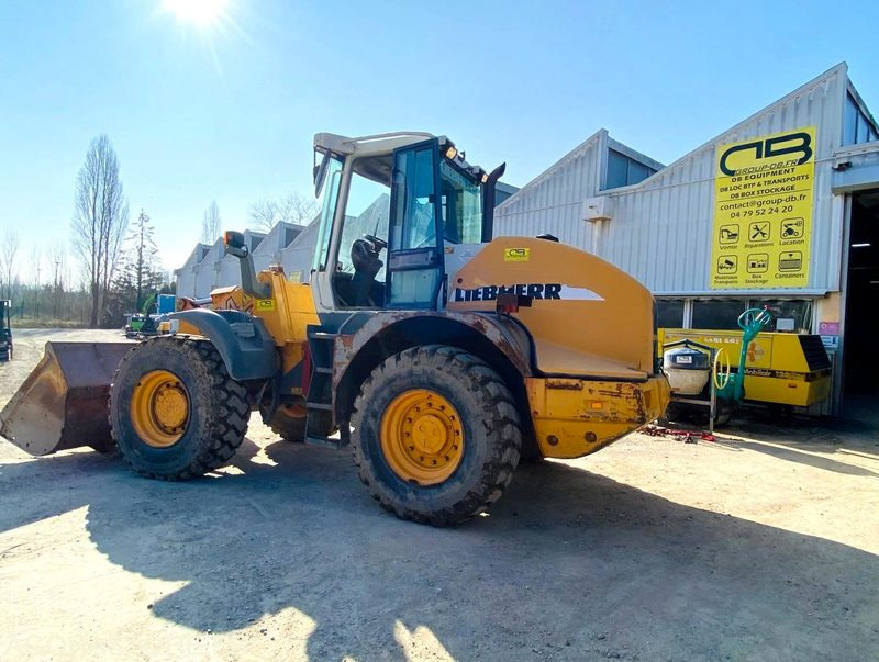 Chargeuse sur pneus Liebherr L524 10T - 5565 Heures - 2002 - Loader: picture 3 Chargeuse sur pneus Liebherr L524 10T - 5565 Heures - 2002 - Loader: picture 3