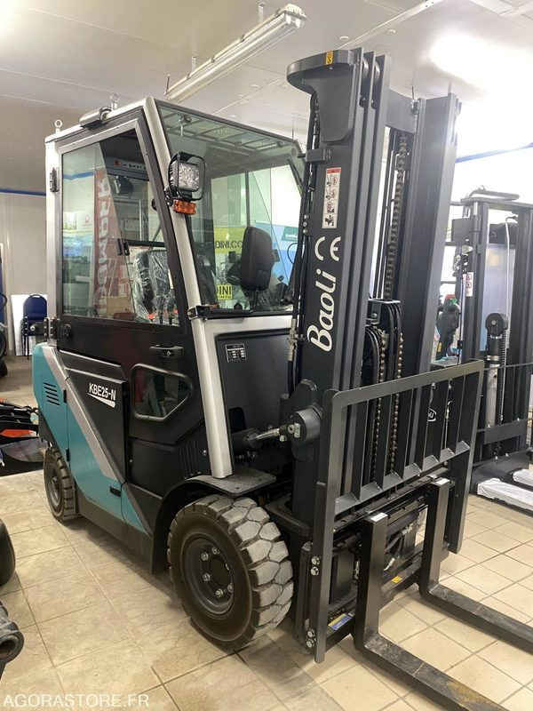 Chariot élévateur BAOLI KBE25N 2T5 ELECTRIQUE CABINE - Electric forklift: picture 3 Chariot élévateur BAOLI KBE25N 2T5 ELECTRIQUE CABINE - Electric forklift: picture 3