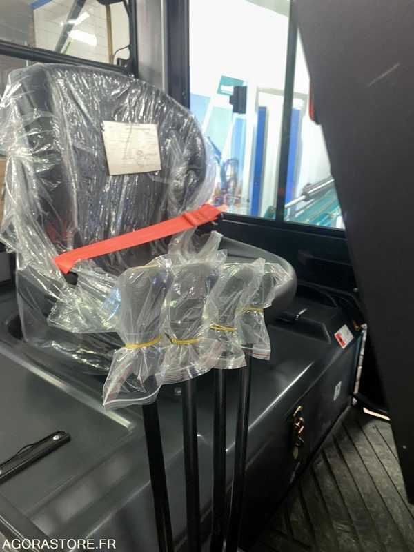 Chariot élévateur BAOLI KBE25N 2T5 ELECTRIQUE CABINE - Electric forklift: picture 5 Chariot élévateur BAOLI KBE25N 2T5 ELECTRIQUE CABINE - Electric forklift: picture 5