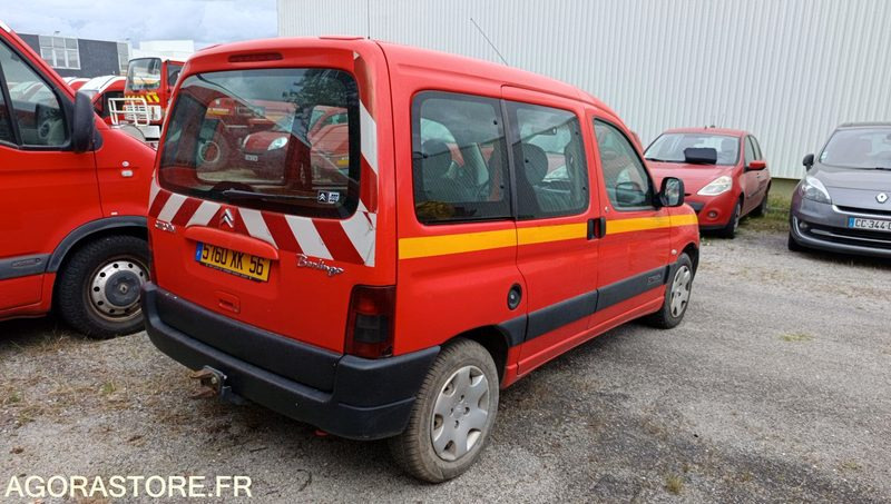 Citroën Berlingo - 2003 - 98306KMS 5760XK56 - Small van: picture 2 Citroën Berlingo - 2003 - 98306KMS 5760XK56 - Small van: picture 2