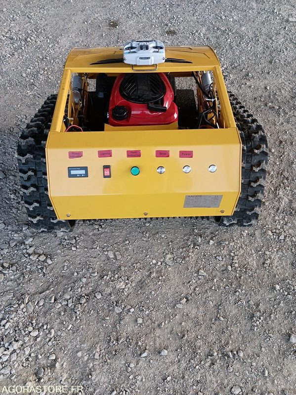 Debroussailleuse radiocommandée - Garden equipment: picture 2 Debroussailleuse radiocommandée - Garden equipment: picture 2