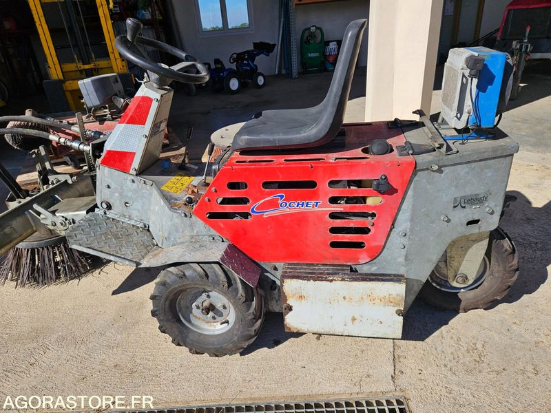 Désherbeur mécanique porté - GECKO - Garden equipment: picture 1 Désherbeur mécanique porté - GECKO - Garden equipment: picture 1