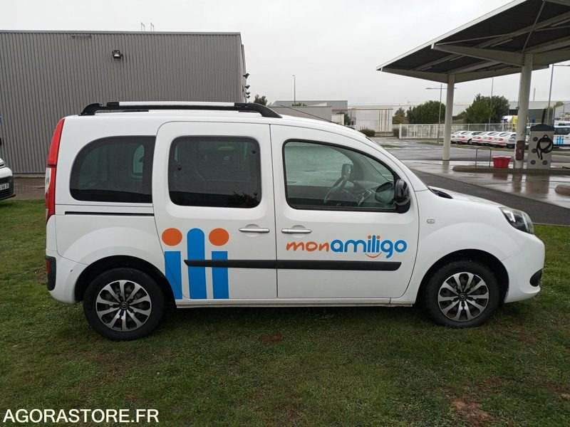 EY-498-HT - Roulant - RENAULT KANGOO - VP - 176 724 Kms - Car: picture 2 EY-498-HT - Roulant - RENAULT KANGOO - VP - 176 724 Kms - Car: picture 2