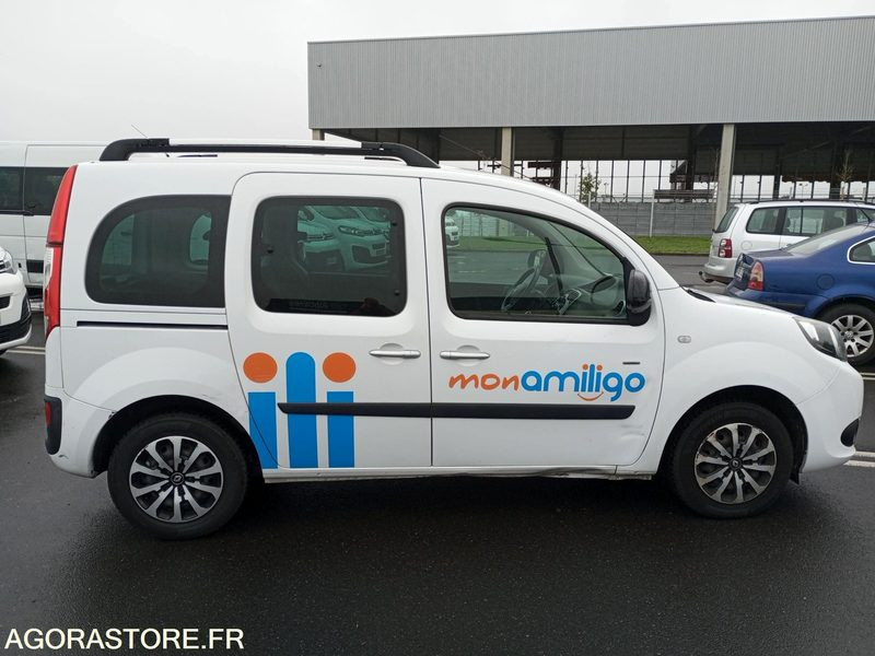 EZ-962-SA - Roulant - RENAULT KANGOO - VP - 178 777 Kms - Car: picture 5 EZ-962-SA - Roulant - RENAULT KANGOO - VP - 178 777 Kms - Car: picture 5