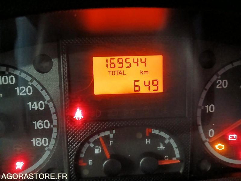 FIAT DUCATO BENNE 169544 KM AVEC CONTRE VISITE - Tipper van: picture 5 FIAT DUCATO BENNE 169544 KM AVEC CONTRE VISITE - Tipper van: picture 5