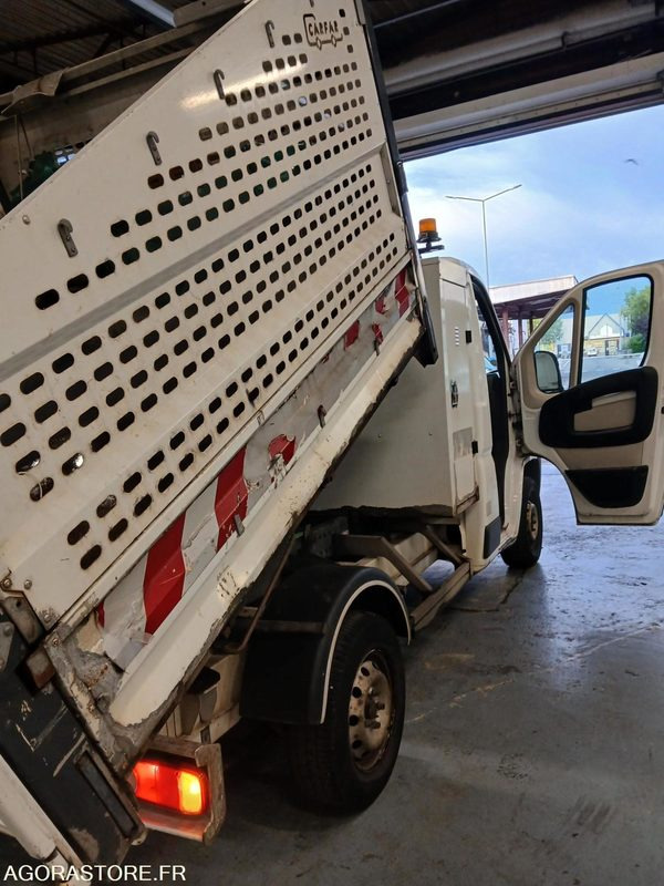 FIAT DUCATO BENNE 169544 KM AVEC CONTRE VISITE - Tipper van: picture 2 FIAT DUCATO BENNE 169544 KM AVEC CONTRE VISITE - Tipper van: picture 2