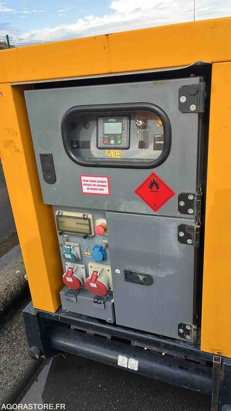 GROUPE ELECTROGENE SDMO R44C3 - 2016 / 5571H (G040KW10136) - Generator set: picture 4 GROUPE ELECTROGENE SDMO R44C3 - 2016 / 5571H (G040KW10136) - Generator set: picture 4