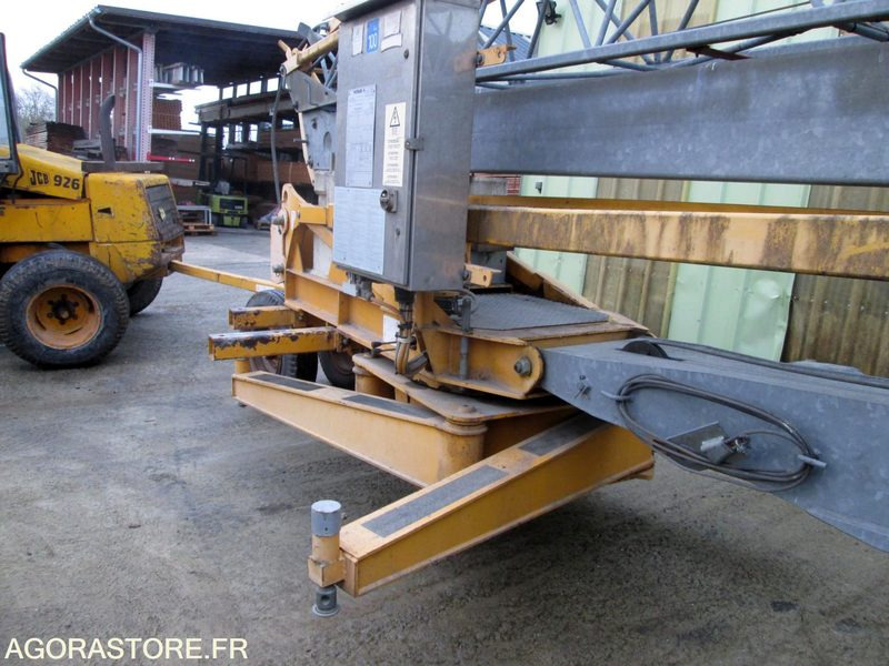 GRUE - POTAIN HD 10 A - TRES BON ETAT - Garden equipment: picture 4 GRUE - POTAIN HD 10 A - TRES BON ETAT - Garden equipment: picture 4