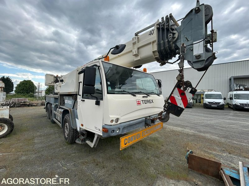 GRUE TERREX TC40L - 2008 - 53 656 KM - All terrain crane: picture 2 GRUE TERREX TC40L - 2008 - 53 656 KM - All terrain crane: picture 2