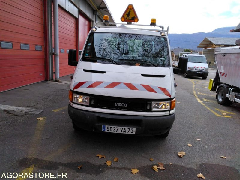 IVECO AMPLIROLL - Flatbed van: picture 2 IVECO AMPLIROLL - Flatbed van: picture 2