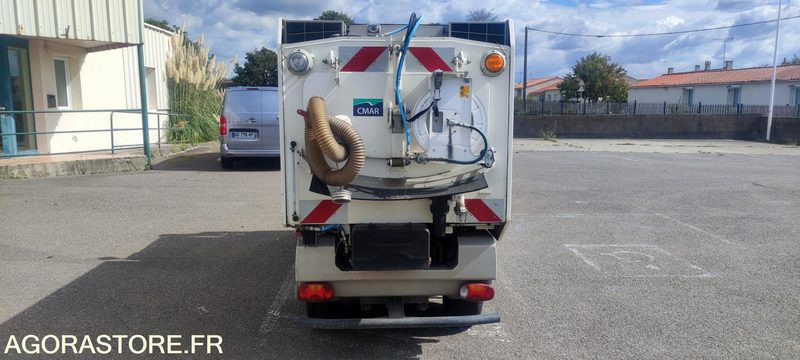 LAVEUSE CMAR - Road sweeper: picture 4 LAVEUSE CMAR - Road sweeper: picture 4