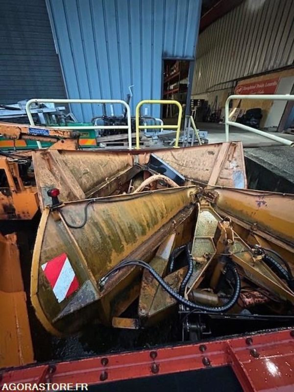 LOT DE 2 LAMES A NEIGE ETRAVE SCHMIDT FRANCE NEIGE -1990 - Snow plough: picture 2 LOT DE 2 LAMES A NEIGE ETRAVE SCHMIDT FRANCE NEIGE -1990 - Snow plough: picture 2