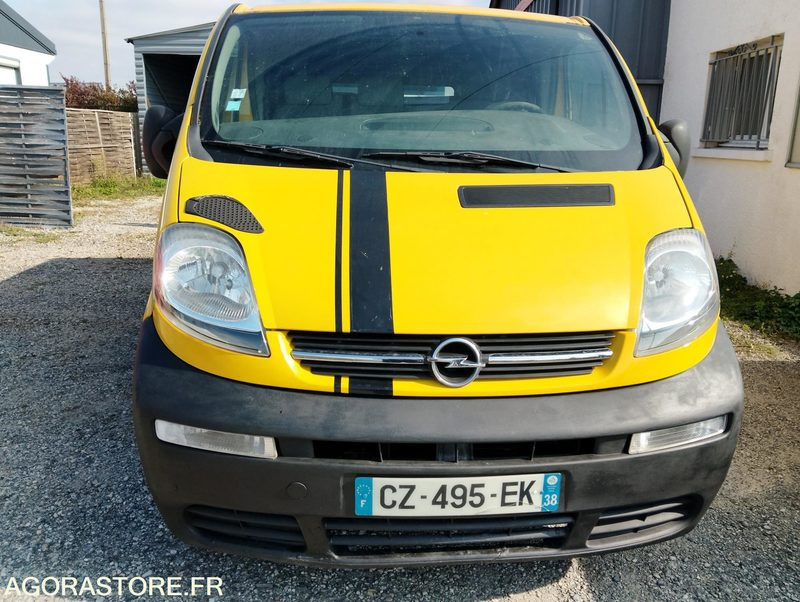 Lot A12 - Opel Vivaro - Panel van: picture 2 Lot A12 - Opel Vivaro - Panel van: picture 2