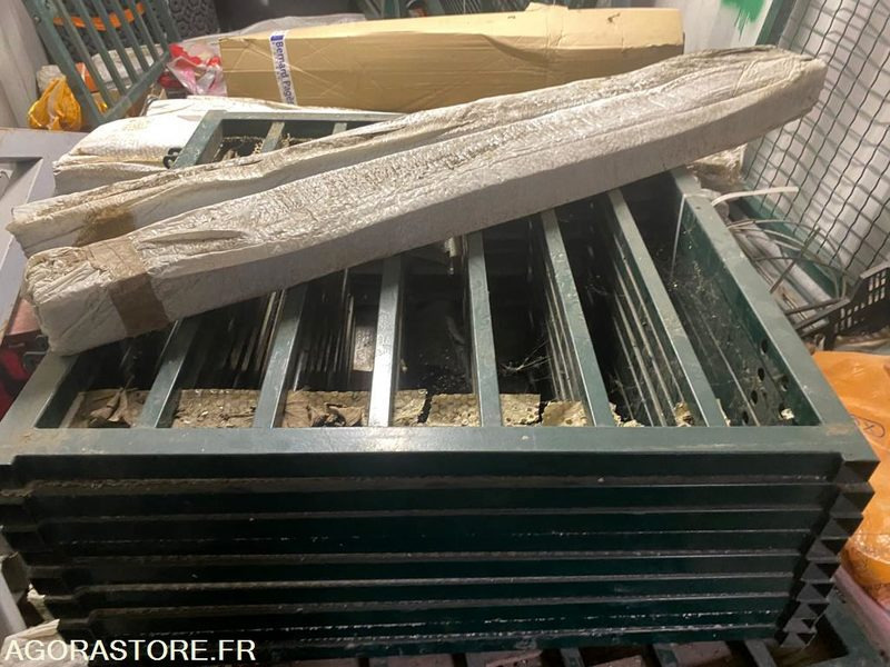 Lot de 10 portillons ACIER 100x100 Jamais mis en place - Garden equipment: picture 4 Lot de 10 portillons ACIER 100x100 Jamais mis en place - Garden equipment: picture 4