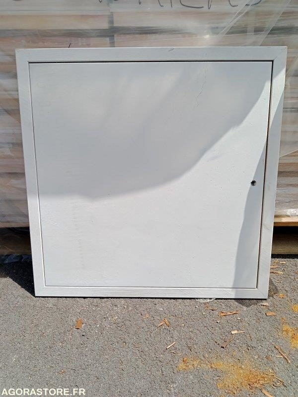 Lot de trappes de visite coupe feu - Tool/ Equipment: picture 1 Lot de trappes de visite coupe feu - Tool/ Equipment: picture 1