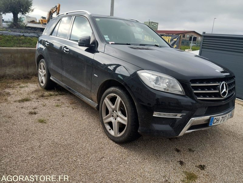 MERCEDES CLASSE ML 350 3.0 CDI BLUETEC V6 TURBO 4-MATIC - SUV: picture 2 MERCEDES CLASSE ML 350 3.0 CDI BLUETEC V6 TURBO 4-MATIC - SUV: picture 2