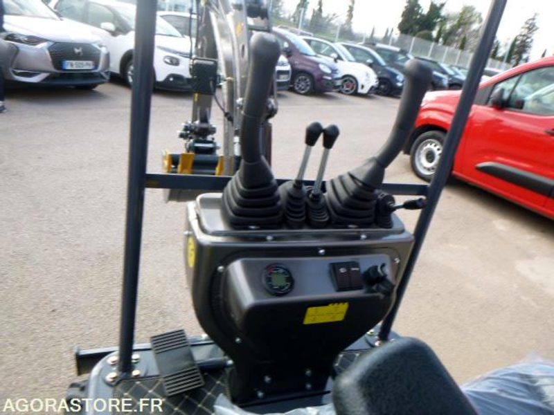 Excavator MINIPELLE YCW 1T5 EURO5 -2025 - NEUF: picture 6