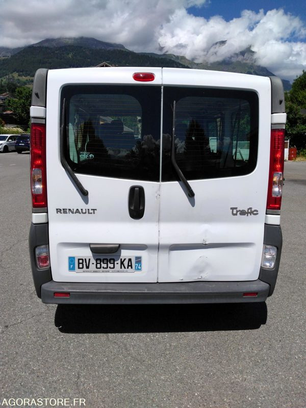 Minibus Renault Trafic - Minibus, Passenger van: picture 3 Minibus Renault Trafic - Minibus, Passenger van: picture 3