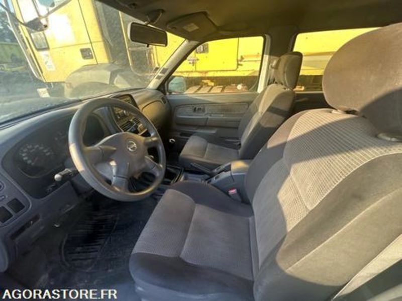 NISSAN KING-CAB - 2010 - 218034km - AZ254QR - Pickup truck: picture 4 NISSAN KING-CAB - 2010 - 218034km - AZ254QR - Pickup truck: picture 4
