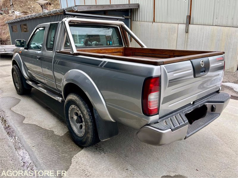 NISSAN NAVARA 4X4 83500 KMS 2003 - Car: picture 2 NISSAN NAVARA 4X4 83500 KMS 2003 - Car: picture 2