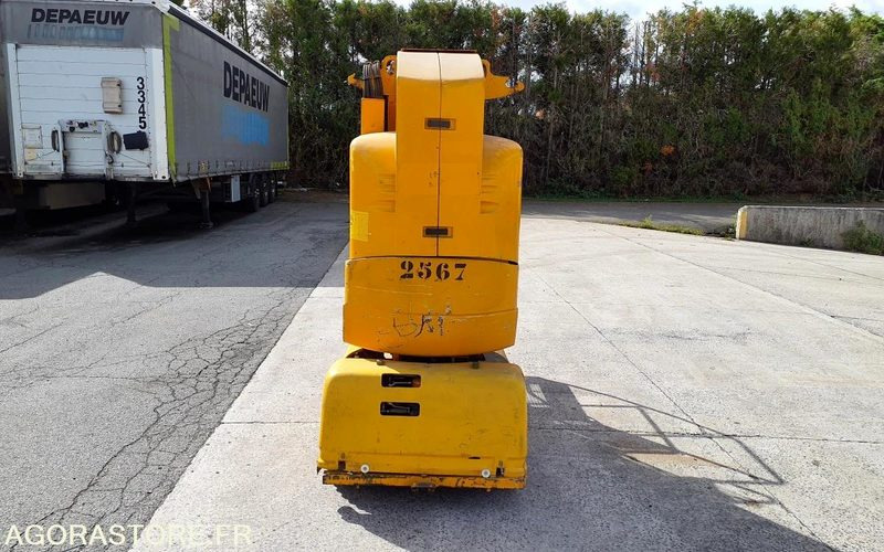 Nacelle électrique Toucan mat Vertical JLG 1100 A - Aerial platform: picture 4 Nacelle électrique Toucan mat Vertical JLG 1100 A - Aerial platform: picture 4